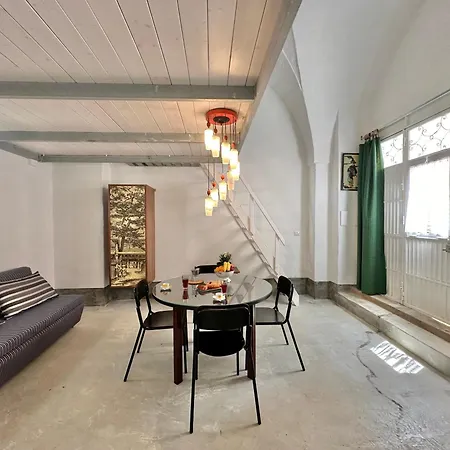 Lu Parmientu Apartment Parabita