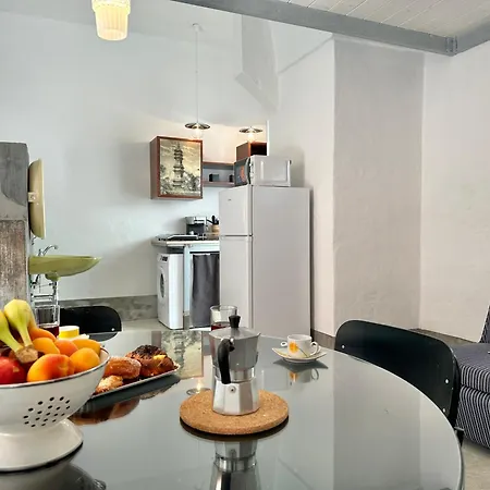 Lu Parmientu * Parabita